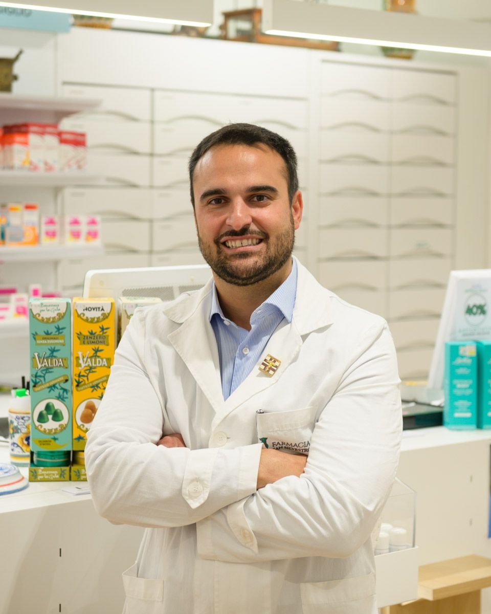 Farmacia San Silvestro a Roma dopo il trasferimento dei locali